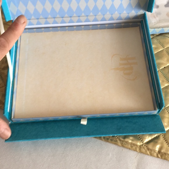 Harry Potter Stationery Set - Picture 10 of 11